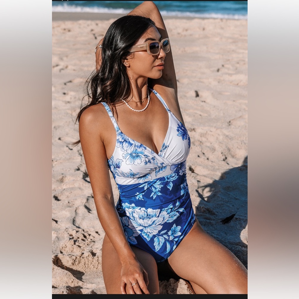 #21 Cupshe Kids Floral Blue and White One Piece